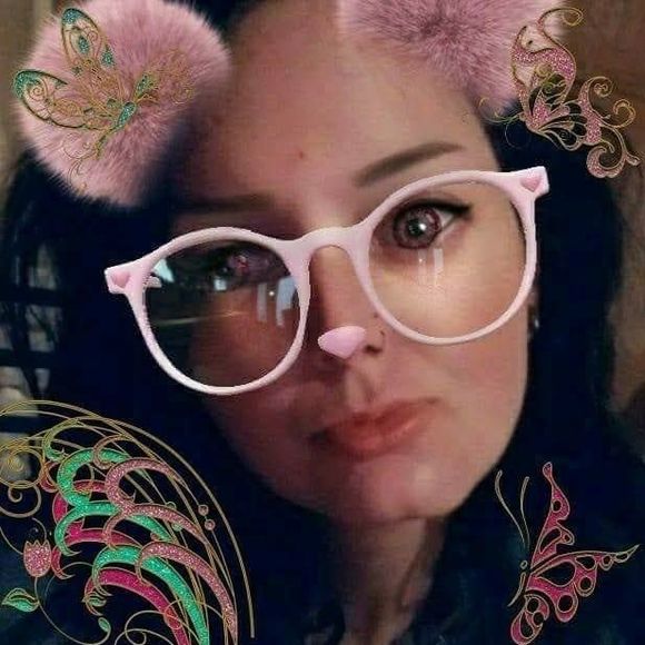 Meet your Posher, Stef - Picture 1 of 1